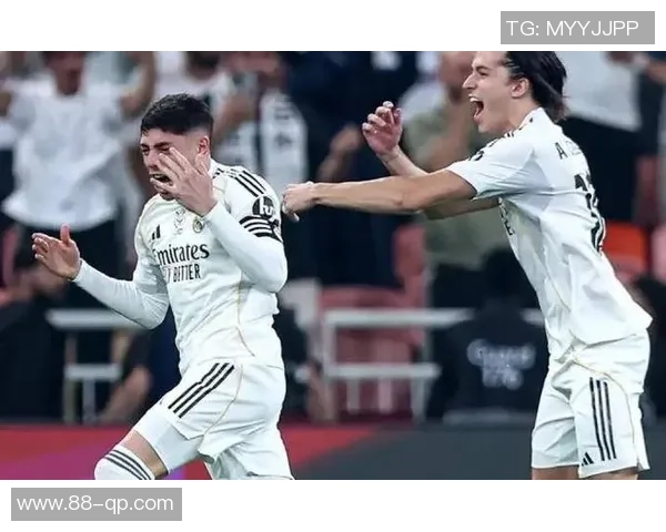 巴尔韦德:前场球员努力地逼抢,咱们后场球员为他们感到骄傲